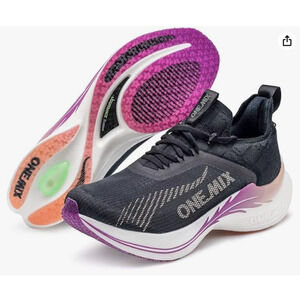 ONEMIX Light Armor 21601 Road Running Shoes Marathon Carbon Fiber Plate, Size 42